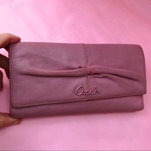 Vintage lilac lavender Coach leather wallet